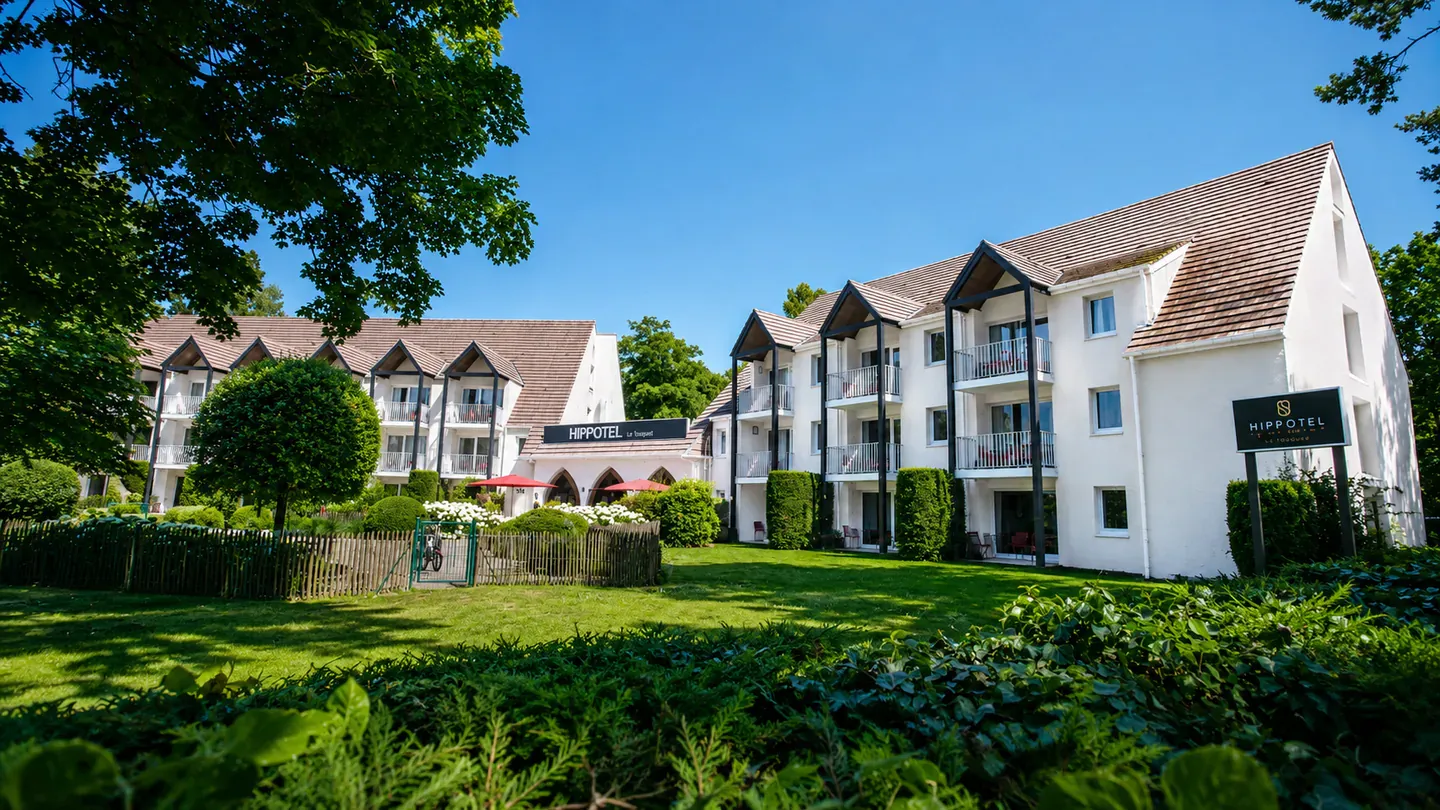 Hippotel — the building on the garden side, from the lawn